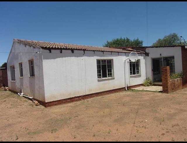 3 BEDROOM PROPERTY TO RENT IN VICTORIA PARK